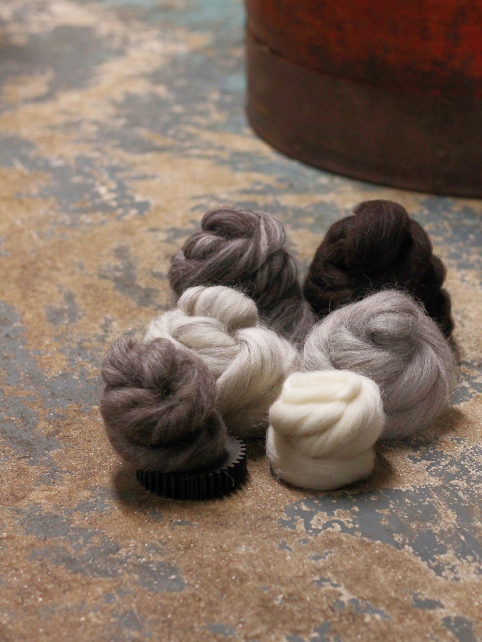 john-arbon-devon-naturals-tops-laine-zadie-bluefaced-leicester image 6