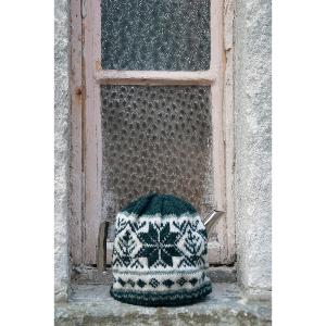 jamieson-smith-kits-kit-fair-isle-tea-cosy-cache-th-i-re image 1