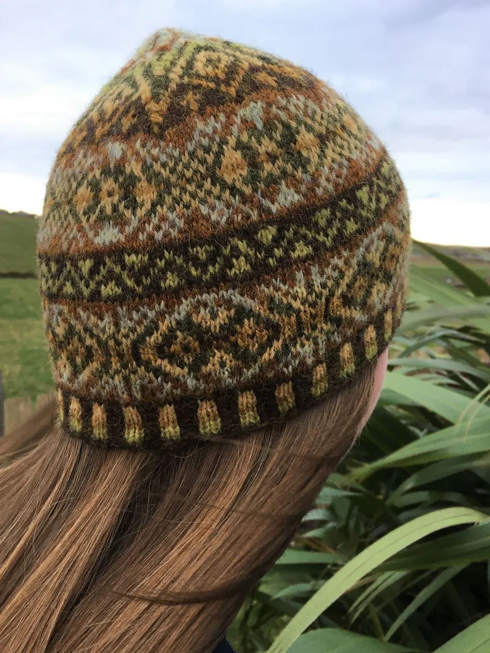 jamieson-s-hoganas-hat-wilma-malcolmson-patron-bonnet image 1
