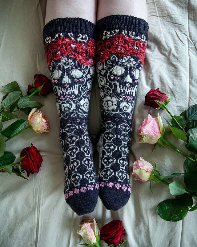 christallk-imelda-patron-chaussettes-jacquard-36-43 image 1