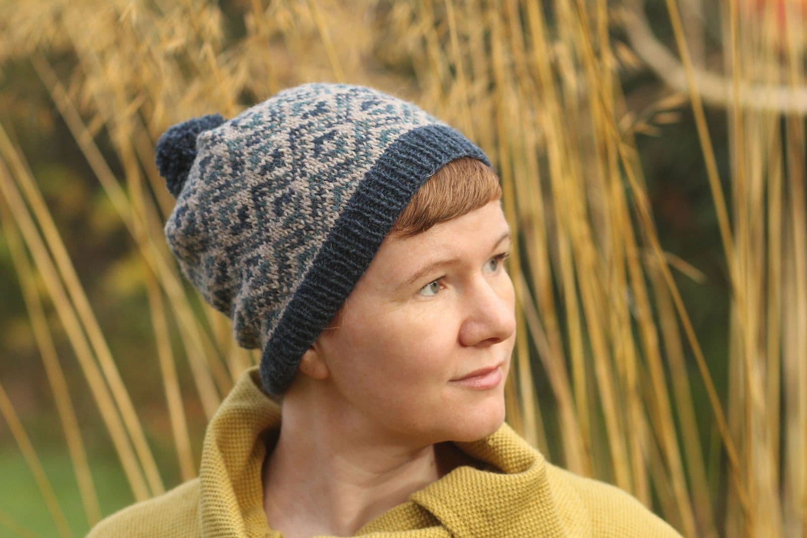 jamieson-s-of-shetland-northdale-hat-patron-bonnet-dk-jacquard image 1
