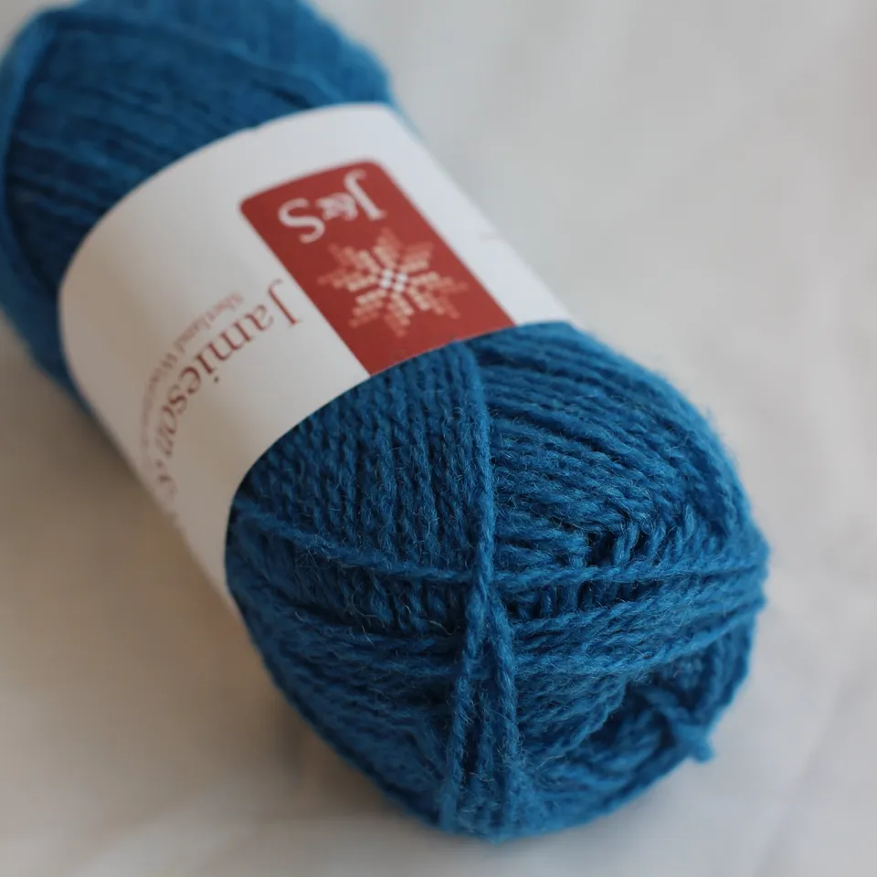 jamieson-smith-142-pelote-laine-bleu-azur-25g image 1