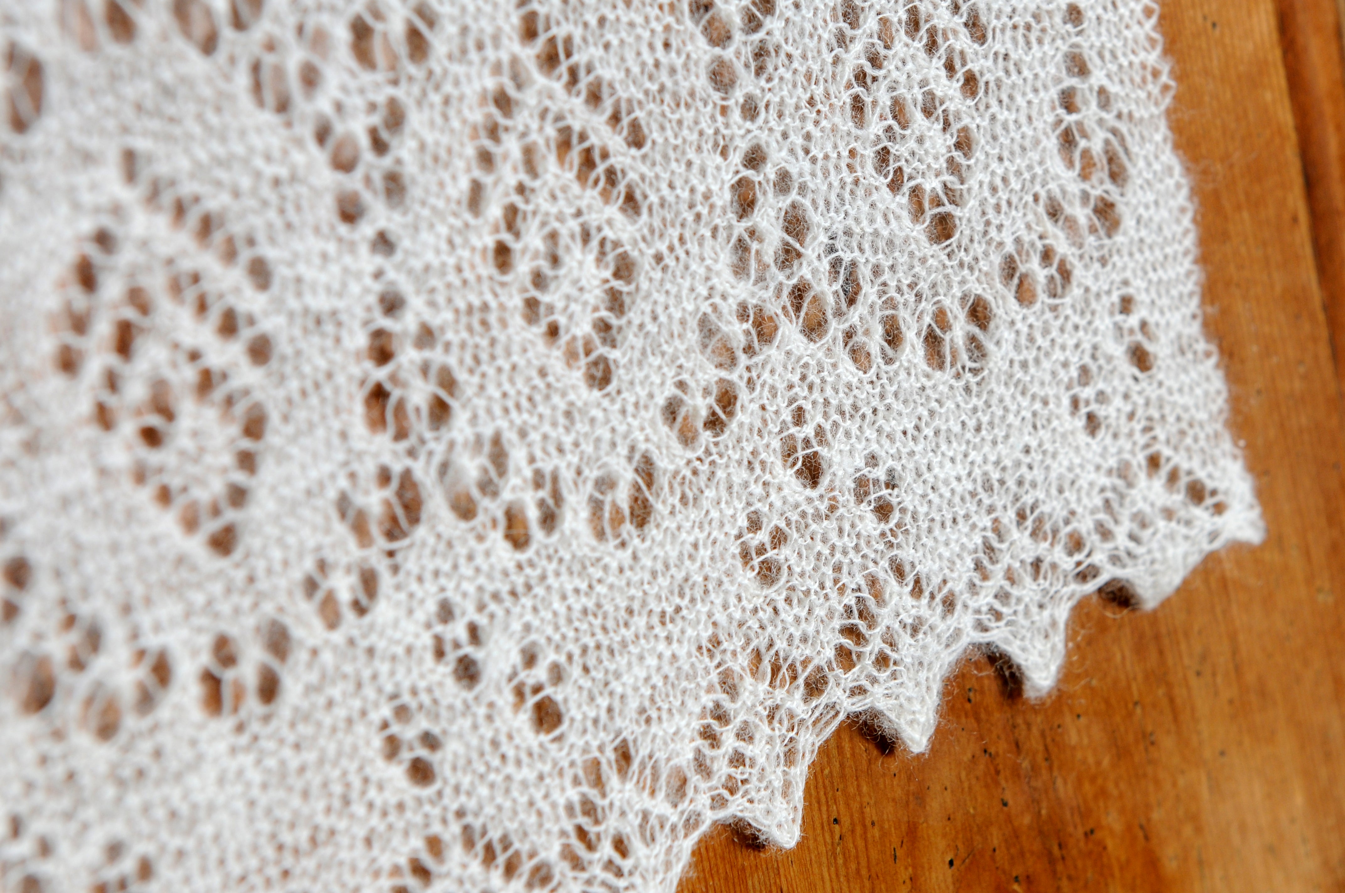jamieson-smith-kergord-scarf-patron-papier-charpe-dentelle image 3