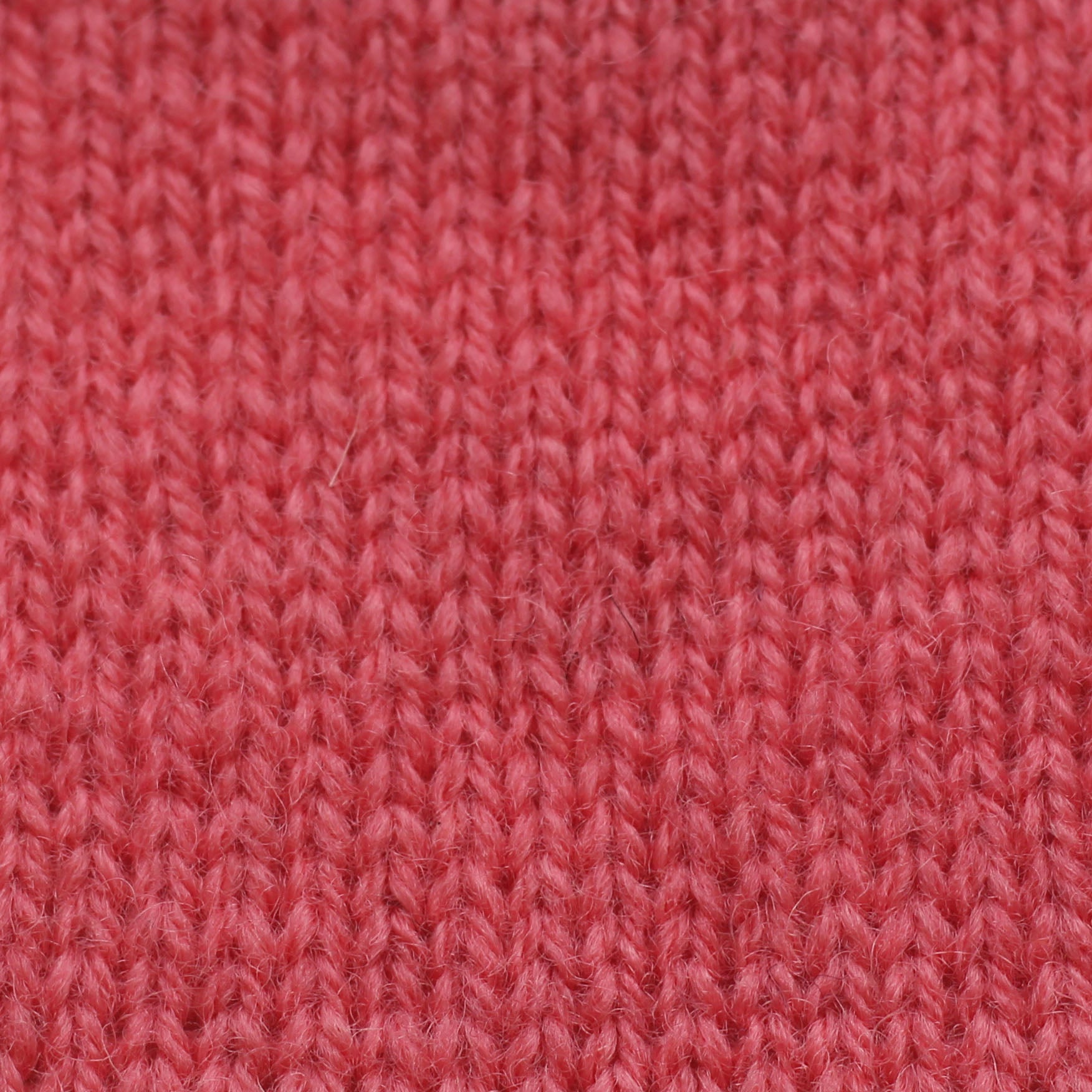 jamieson-smith-2ply-jumper-weight-c-ne-laine-008-500g image 1