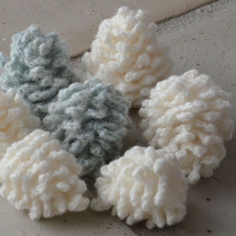 jamieson-s-cones-kastaniestrik-patron-d-co-no-l-tricot-3-5-5cm image 2