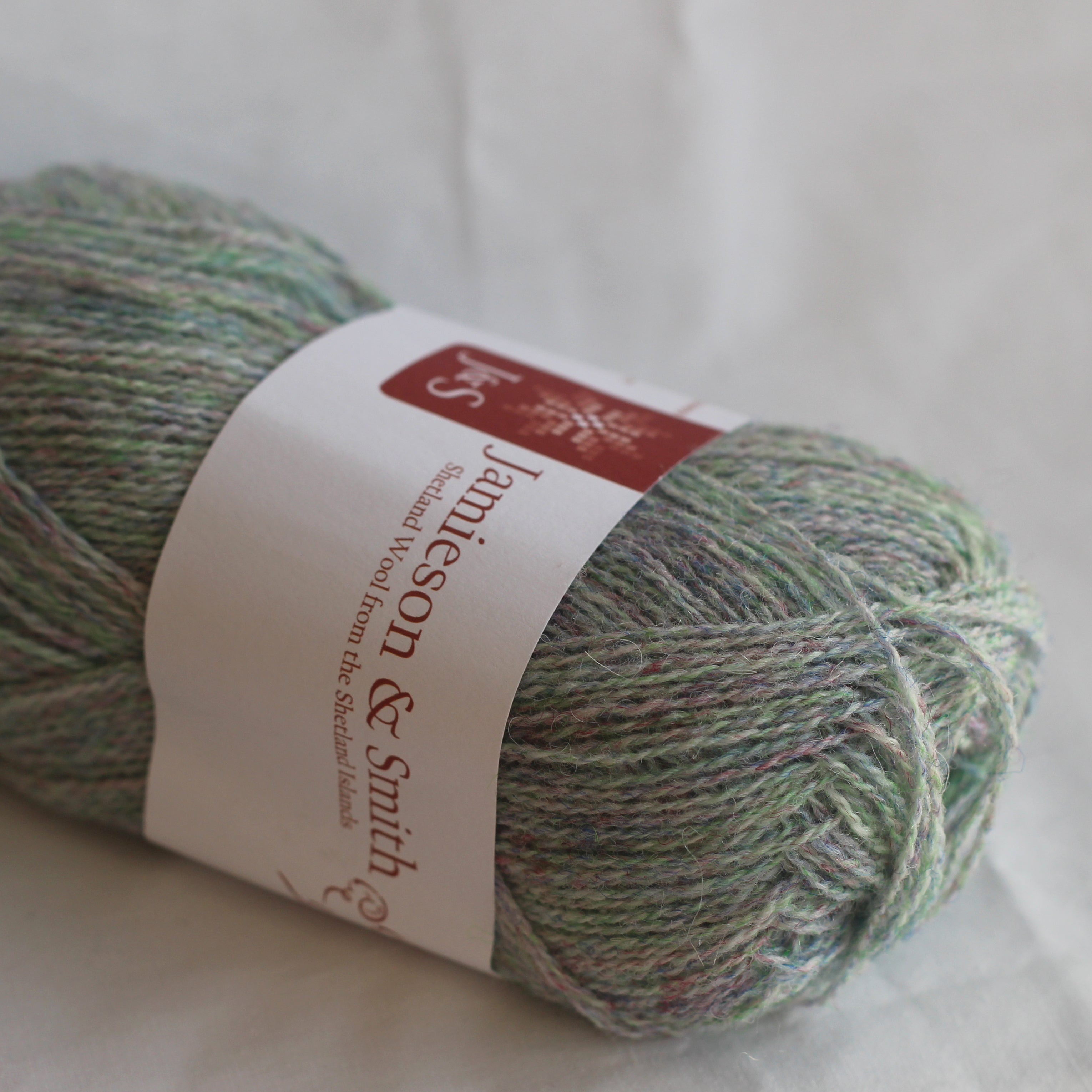 jamieson-smith-2ply-lace-weight-l40-fil-dentelle-25g image 1