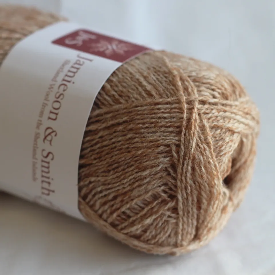 jamieson-smith-2ply-lace-weight-fil-dentelle-l3-25g image 1