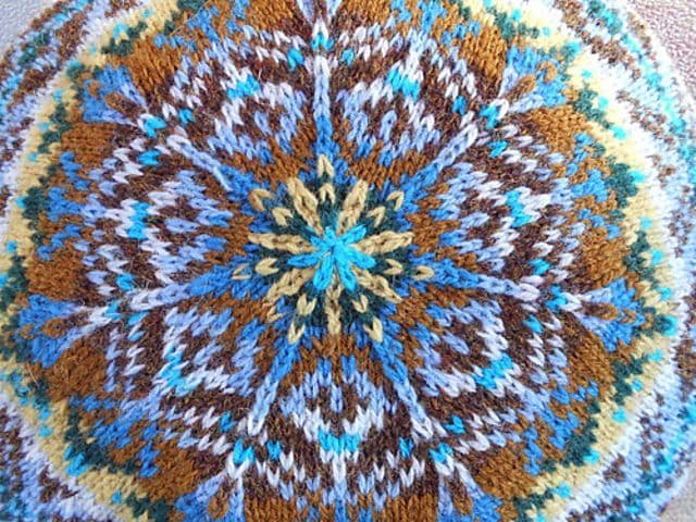 jamieson-s-summer-lake-tam-janine-bajus-patron-b-ret-fair-isle image 2