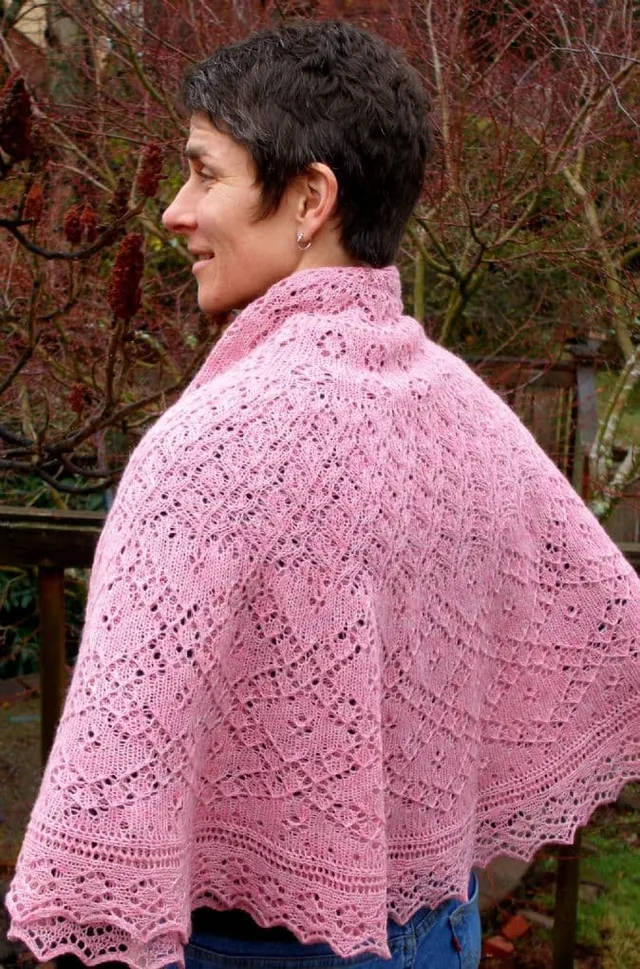 jamieson-s-rose-garden-shawl-patron-ch-le-dentelle-ultra image 1