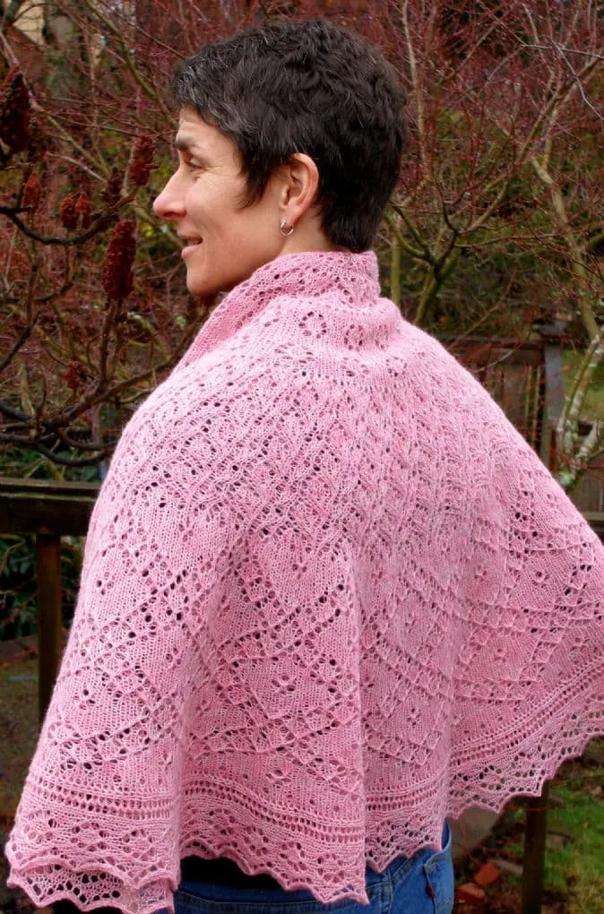jamieson-s-rose-garden-shawl-patron-ch-le-dentelle-ultra image 1
