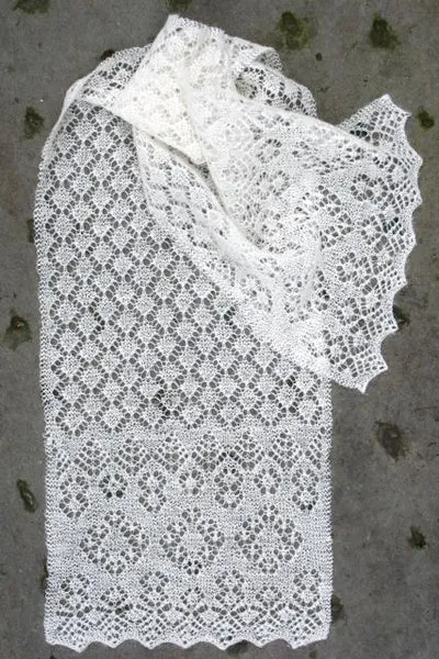 jamieson-smith-st-ninian-s-scarf-patron-tricot-dentelle image 1