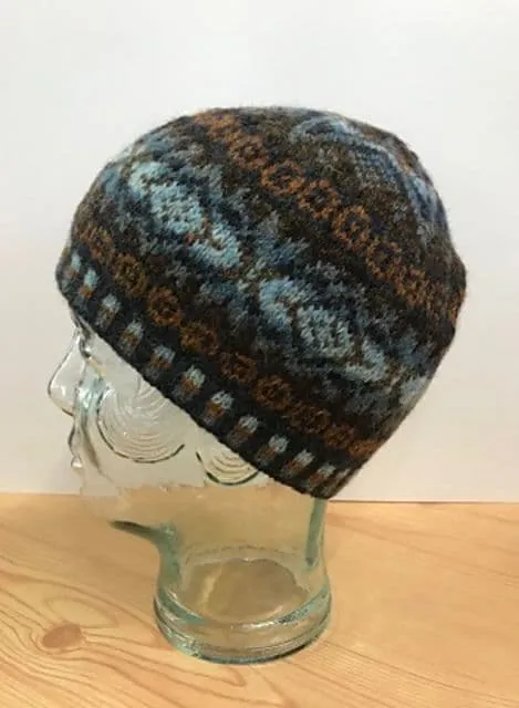 jamieson-s-gotland-skull-kep-patron-bonnet-wilma-malcolmson image 1