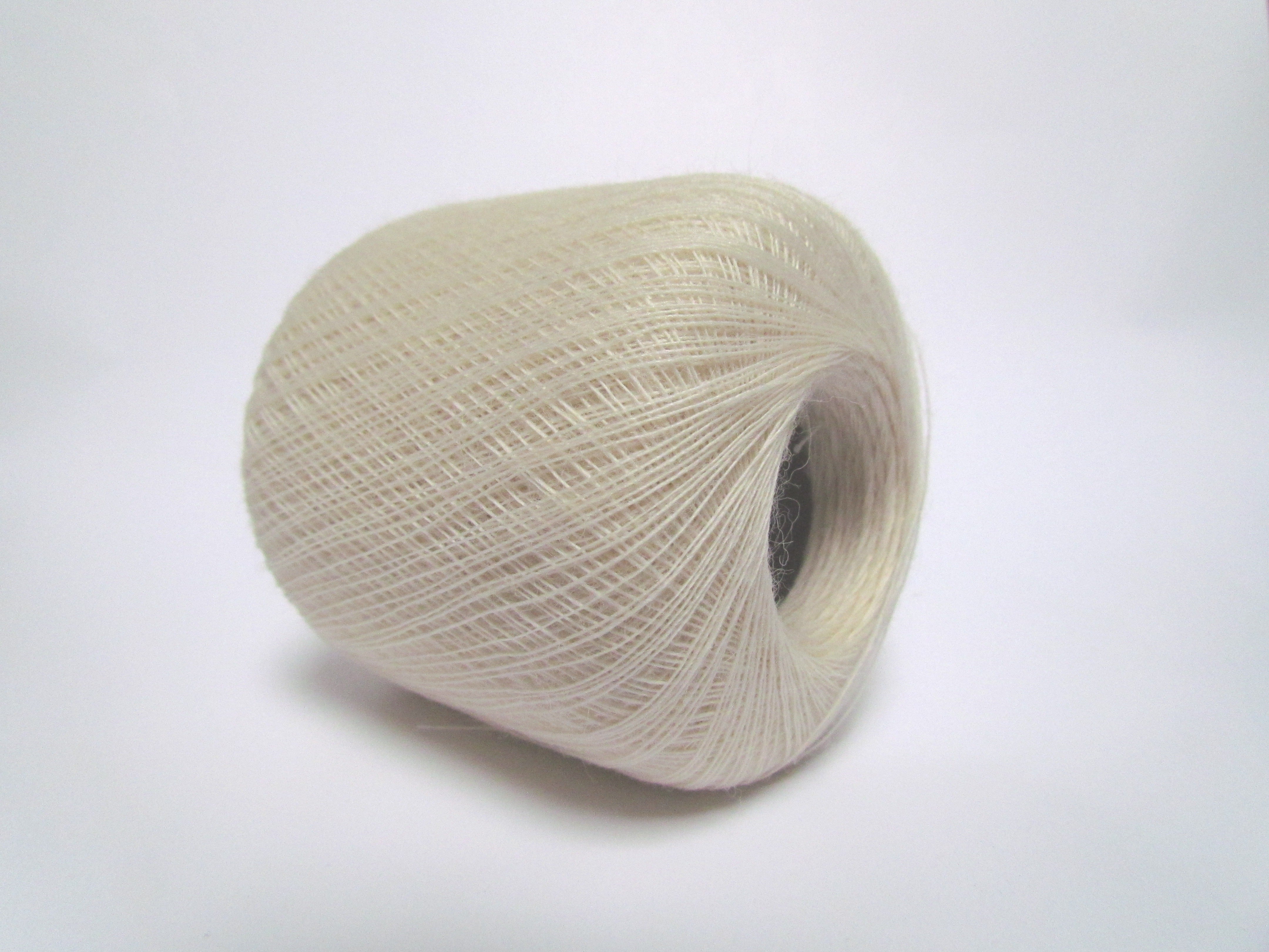 jamieson-smith-shetland-supreme-fil-blanc-naturel-25g image 1