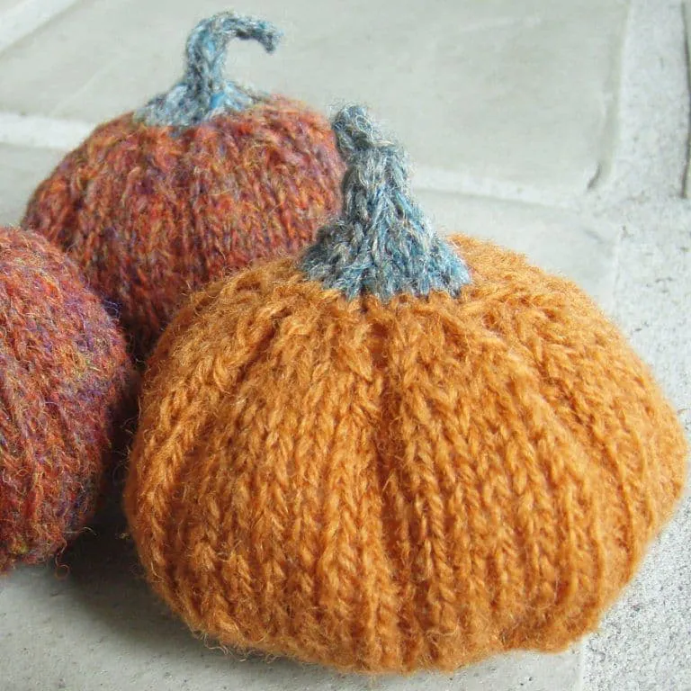 kastaniestrik-pumpkin-tina-vejl-patron-citrouille-7-cm image 1