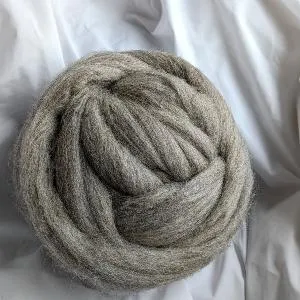 jamieson-smith-natural-combed-tops-light-grey-500g-feutre image 1