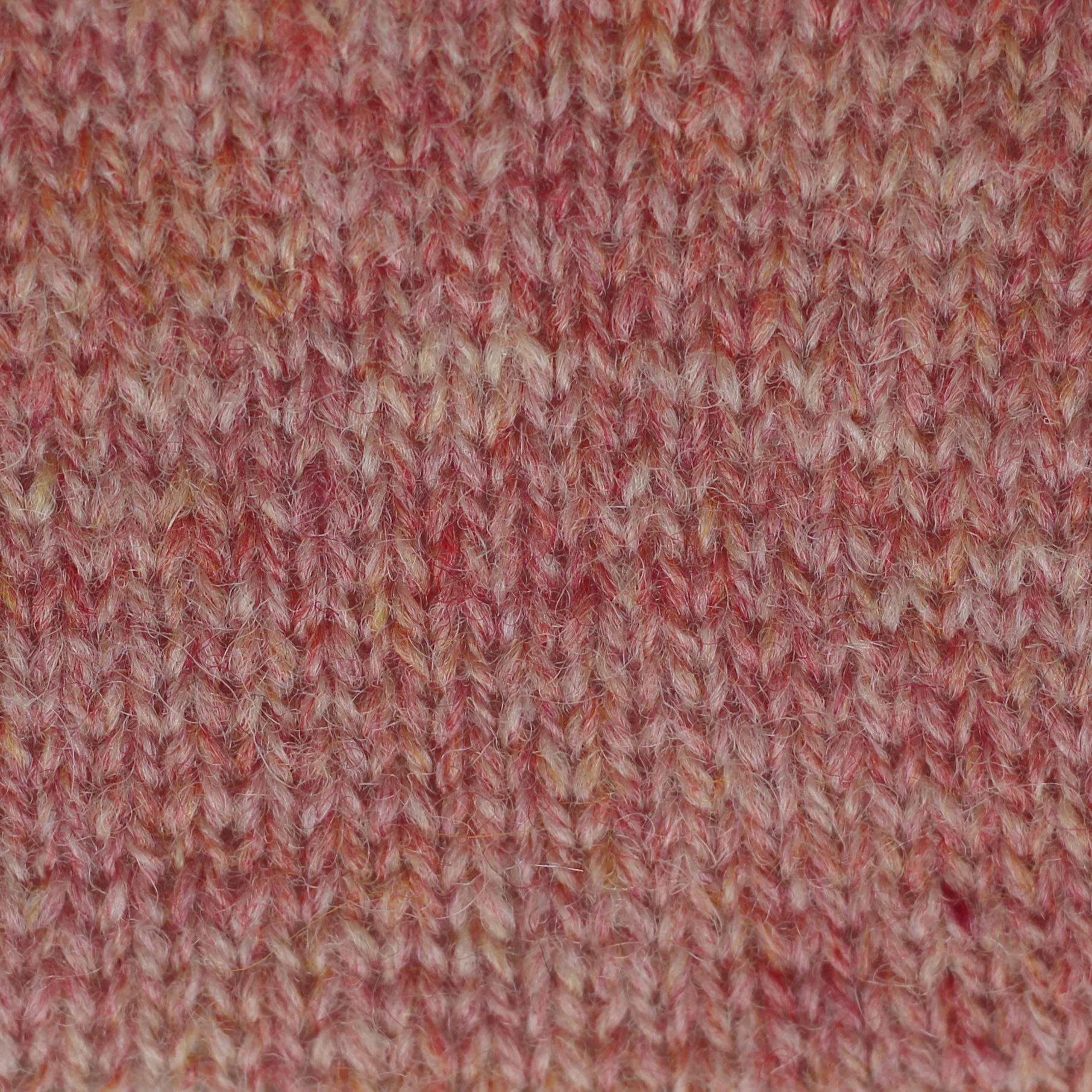 jamieson-smith-2ply-jumper-weight-fil-fc6-rose-clair-25g image 2