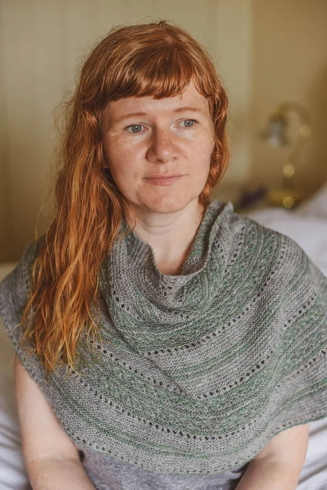 mosaic-shawl-gudrun-johnson-patron-ch-le-dentelle image 1