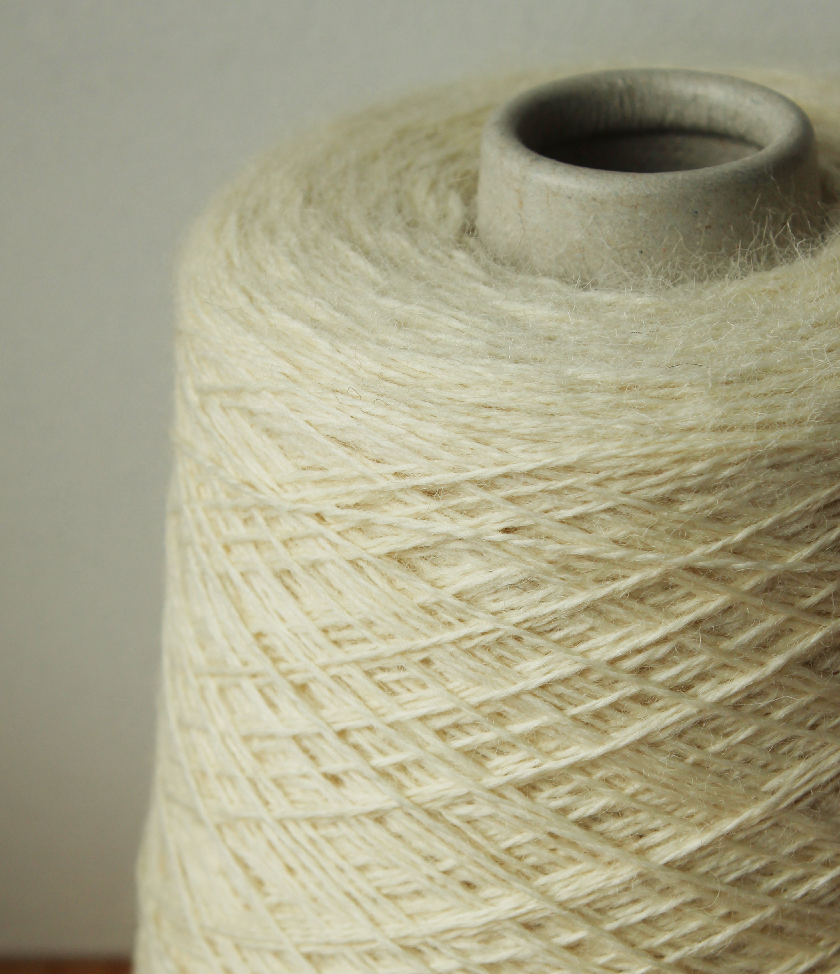 jamieson-smith-shetland-heritage-fil-blanc-naturel-c-ne-500g image 2