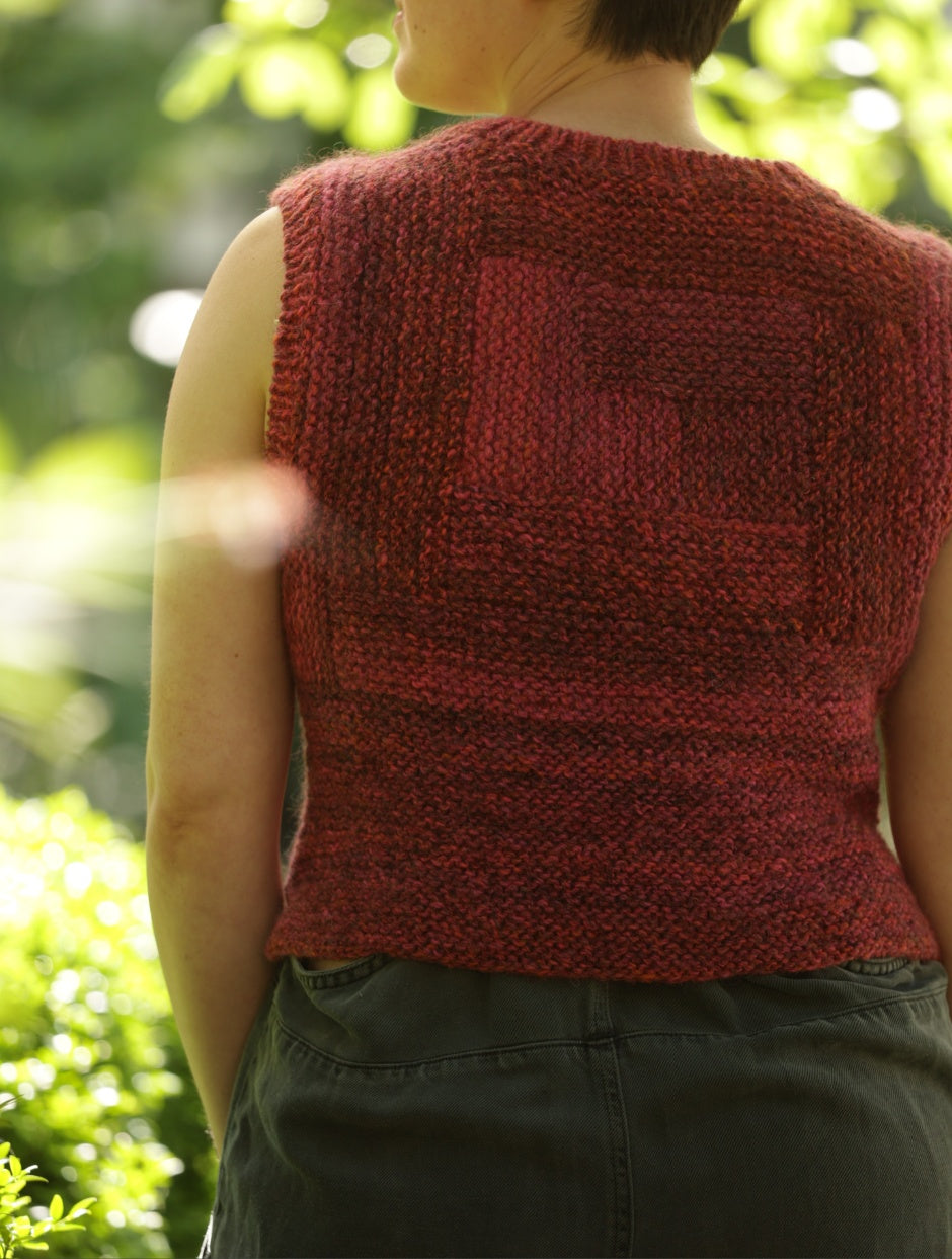 john-arbon-annual-kits-walled-garden-vest-kit-tricot-gilet-v1-warm-tones image 6
