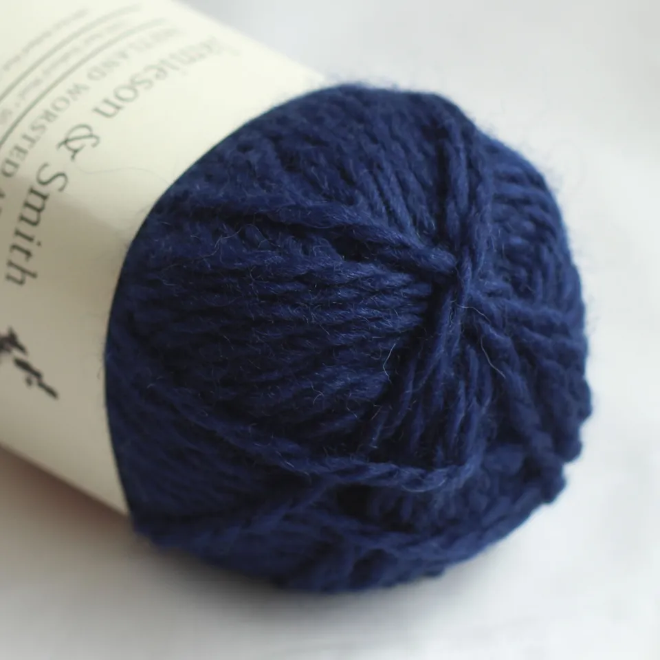 jamieson-smith-shetland-aran-worsted-fil-mussel-blue-50g image 1