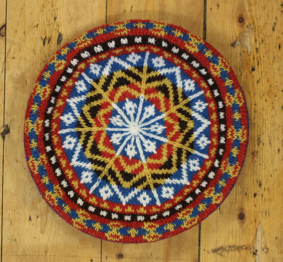 jamieson-smith-weisdale-tam-patron-bonnet-fair-isle image 1