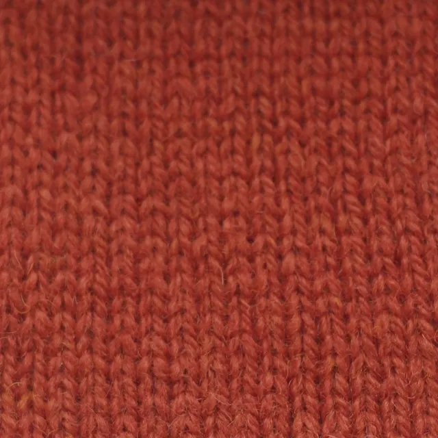 jamieson-smith-2ply-jumper-weight-fil-shetland-c-ne-500g-125 image 1