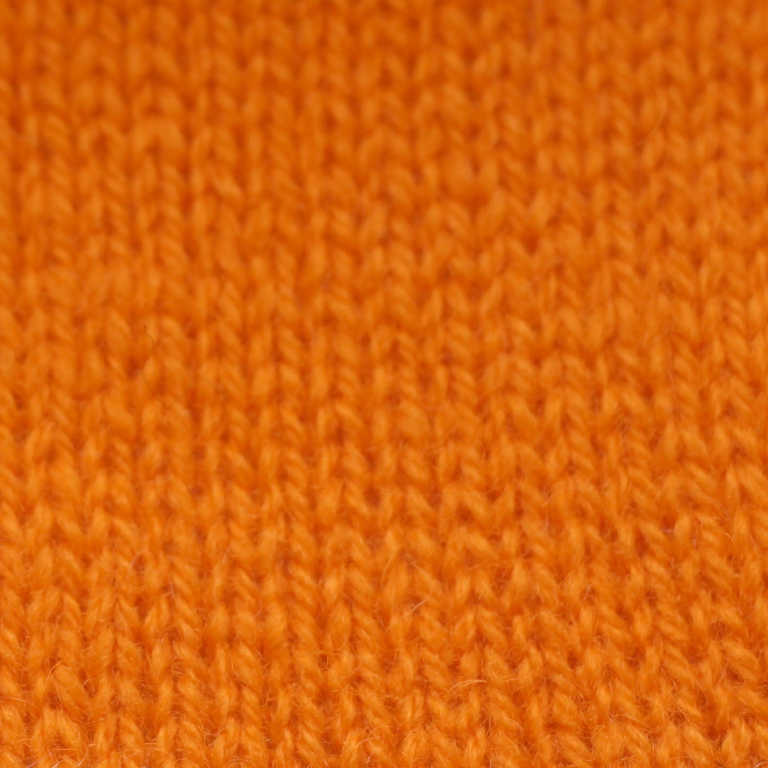 jamieson-smith-2ply-jumper-weight-073-c-ne-laine-500g-fair-isle image 1