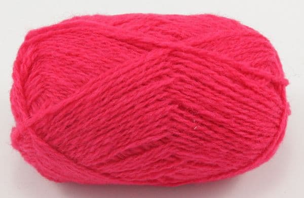 jamieson-s-double-knitting-530-fuchsia-fil-dk-rose-25g image 2