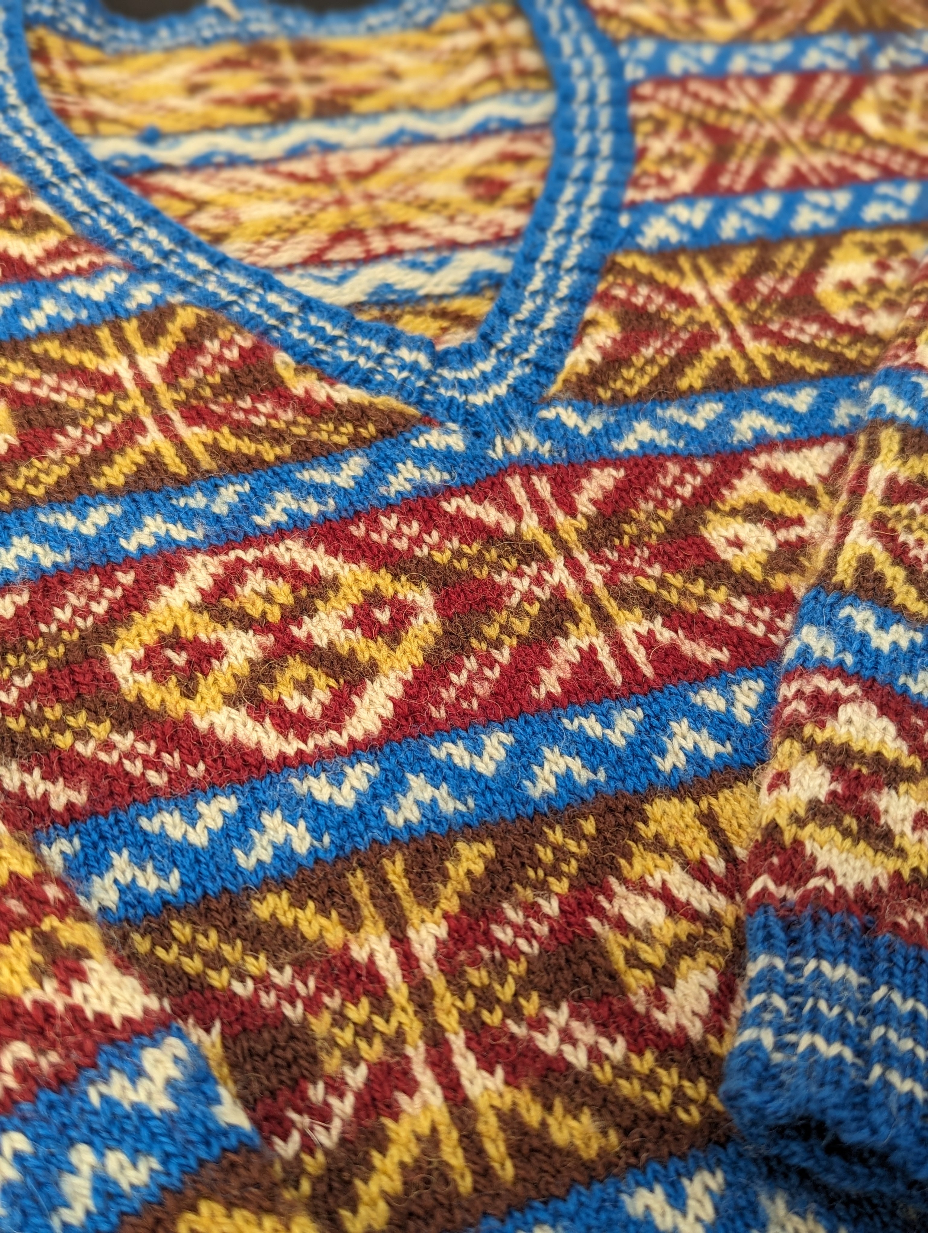 jamieson-smith-fair-isle-patron-pull-col-v-papier-tailles-32-48 image 4