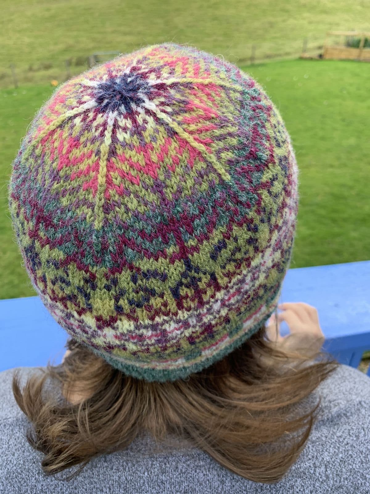 jamieson-s-kaleyard-beanie-mandy-moore-patron-bonnet-adulte image 3