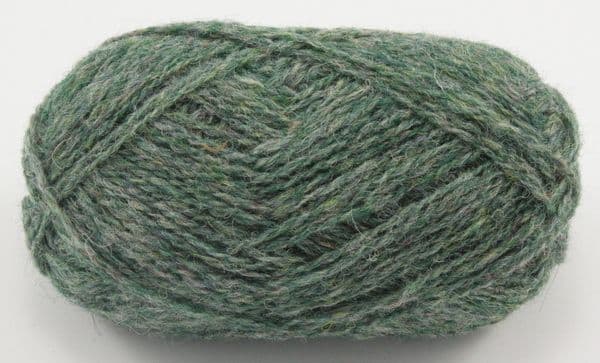 jamieson-s-of-shetland-spindrift-pelote-4ply-144-turf-25g image 2