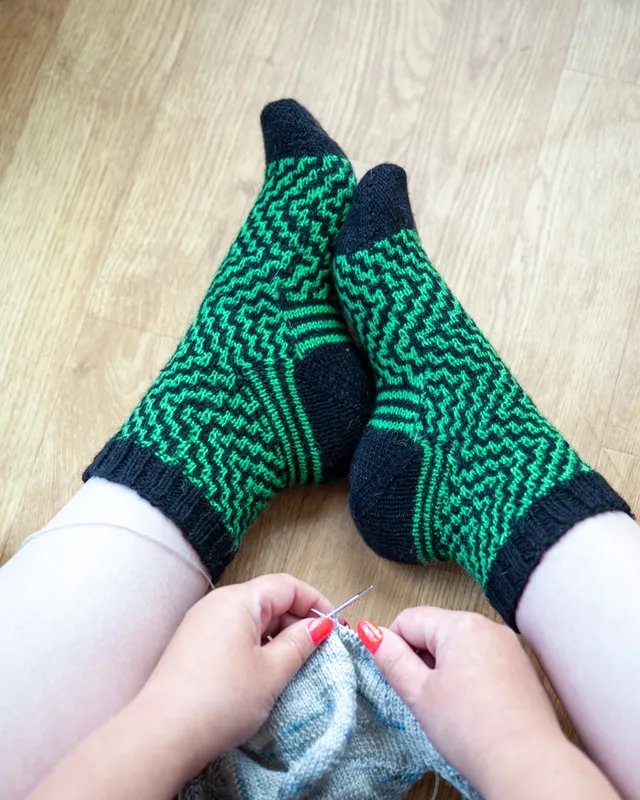 christallk-op-art-socks-patron-chaussettes-mosa-que image 1