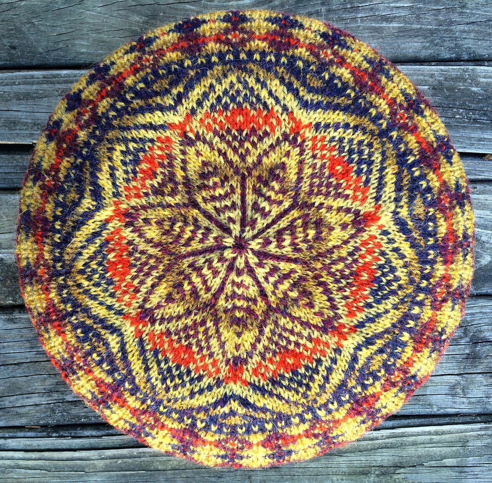 lynn-nilges-korona-patron-bonnet-jacquard-pdf image 2