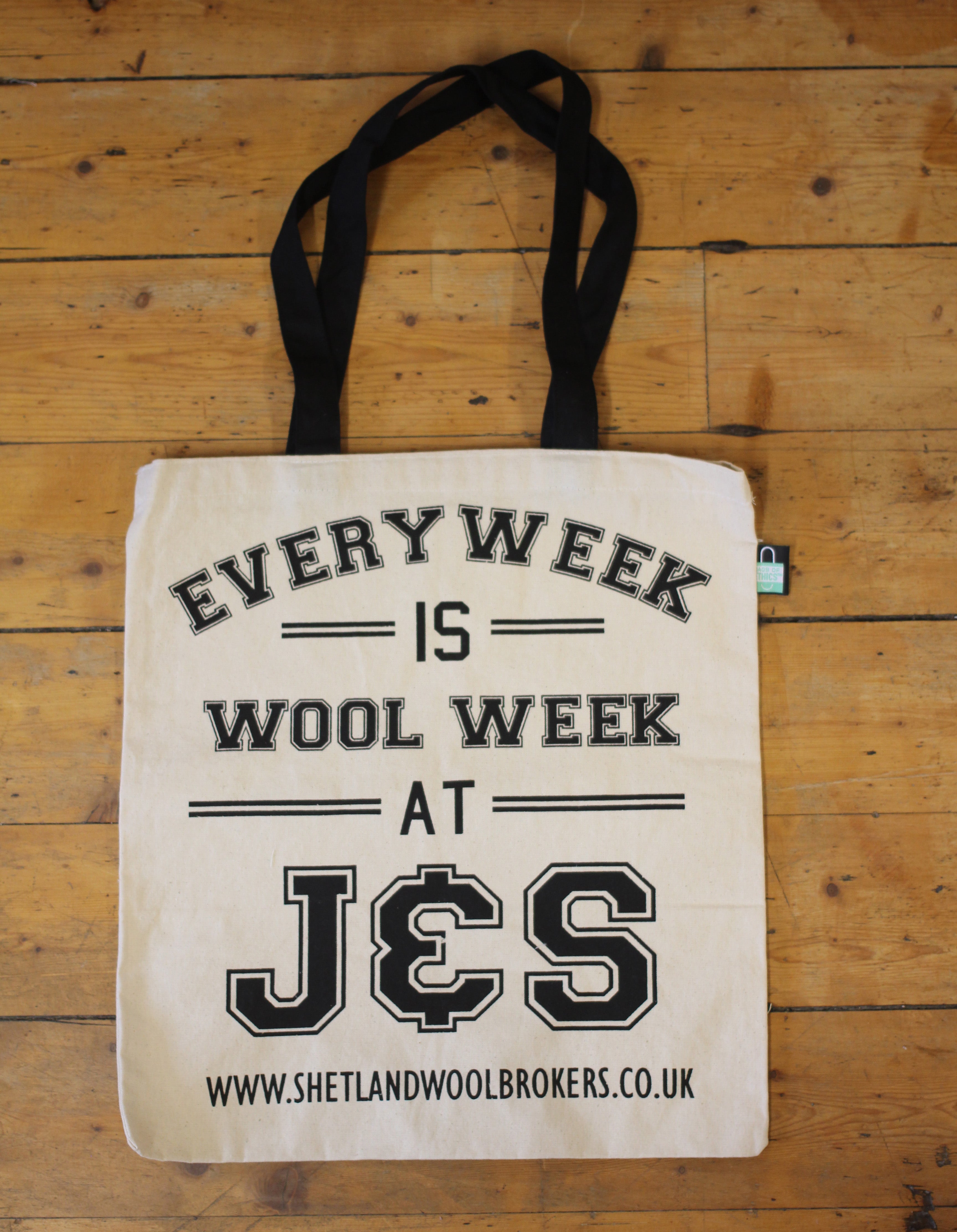 jamieson-smith-wool-week-sac-tricot-toile-42cm image 1