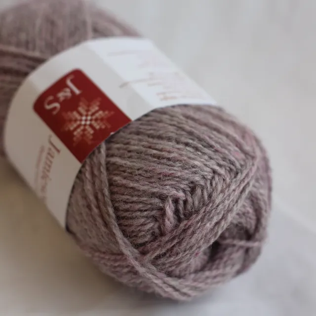 Jamieson & Smith 2ply Jumper Weight fil FC51 pelote rose violet