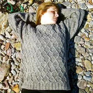 jamieson-smith-paper-patterns-ireland-patron-pull-torsades-celtique image 1