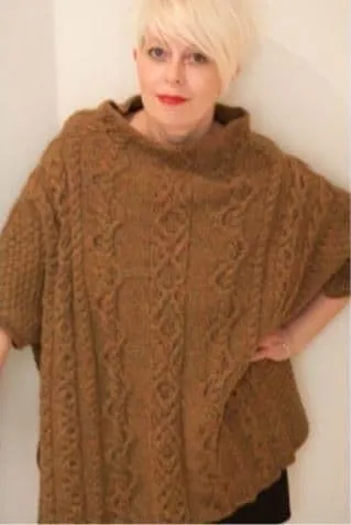 jamieson-s-heather-poncho-deborah-cowell-patron-tricot-chunky image 1
