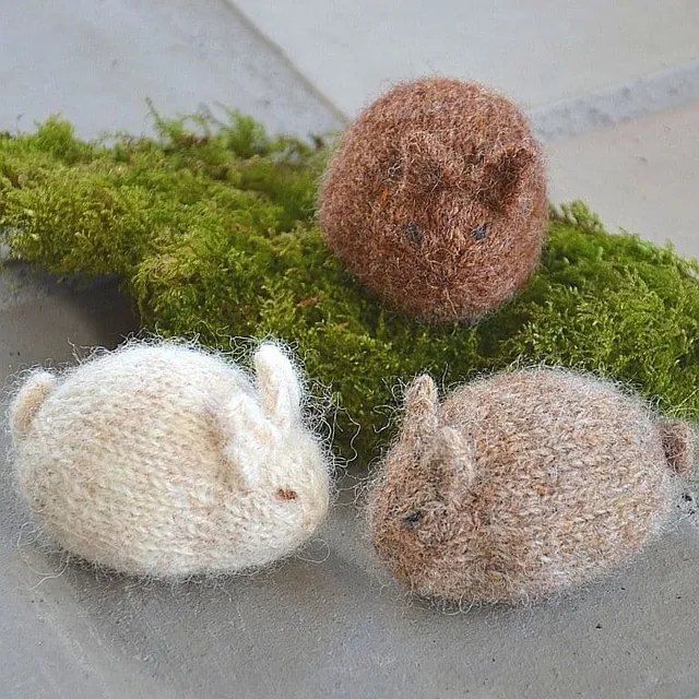 kastaniestrik-bunny-tina-vejl-andersen-patron-lapin-spindrift image 1