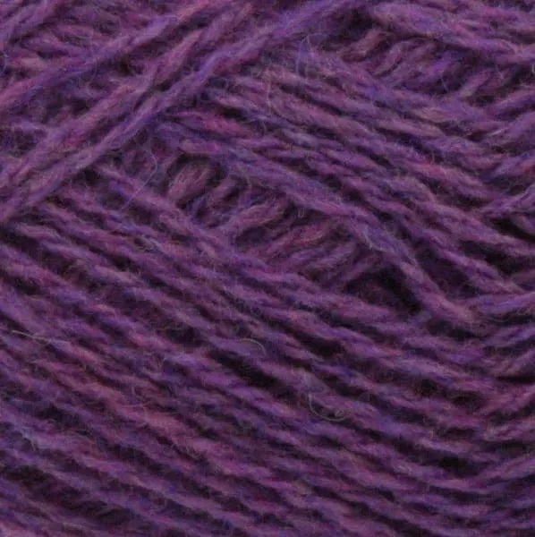 jamieson-s-of-shetland-ultra-lace-635-heliotrope-laine-25g-dentelle image 1