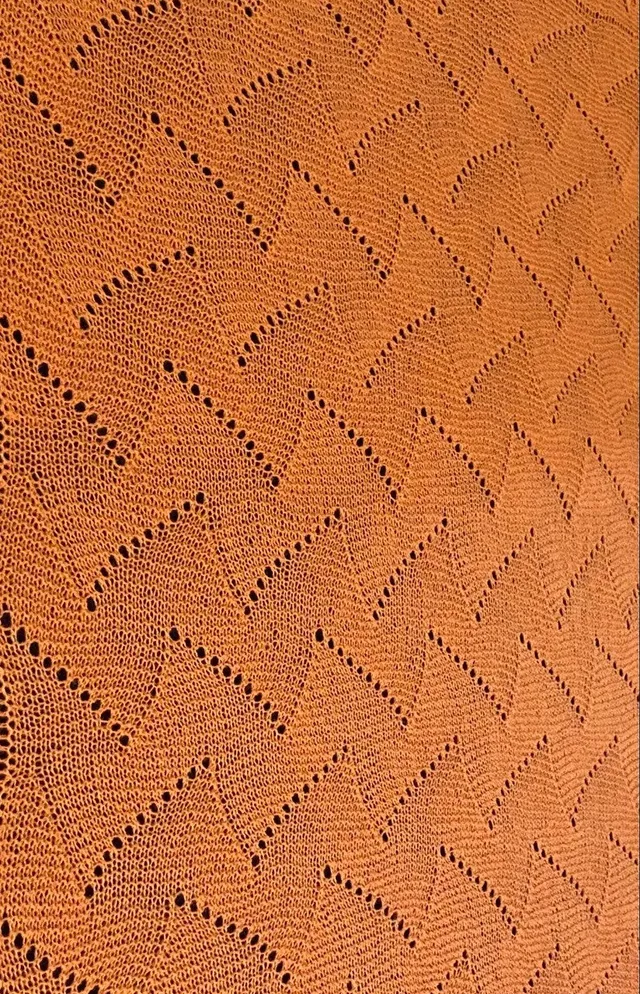 jamieson-smith-up-helly-aa-hap-kit-tricot-ch-le-orange image 1