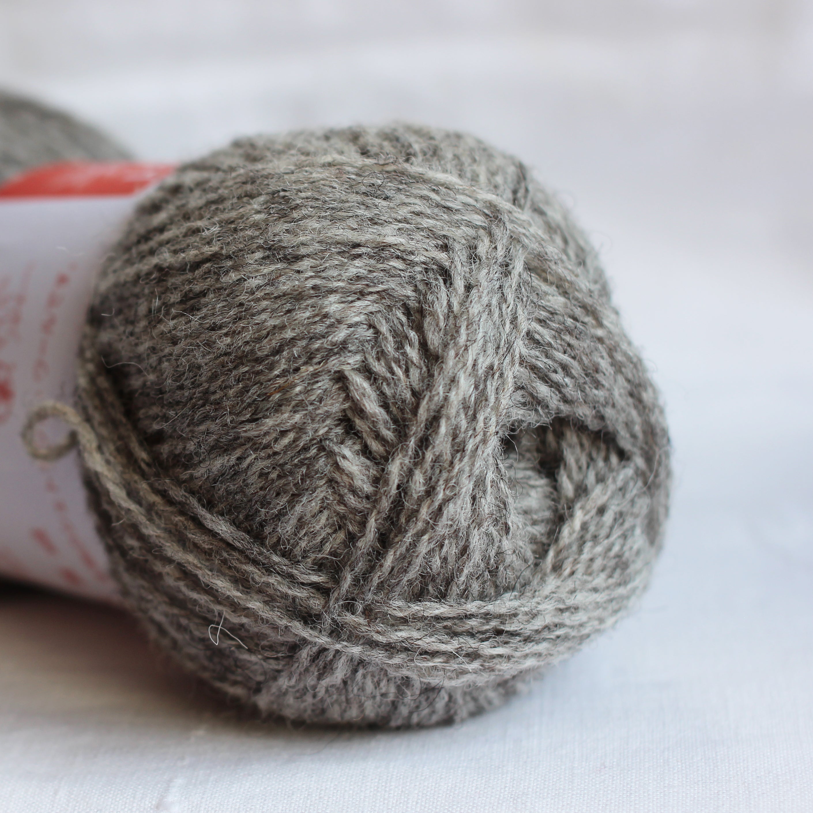jamieson-smith-supreme-laine-4ply-shaela-2003-50g image 1
