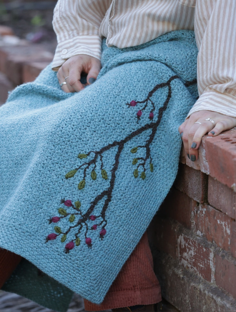john-arbon-annual-kits-rambling-rose-kit-couverture-woman-blue image 3