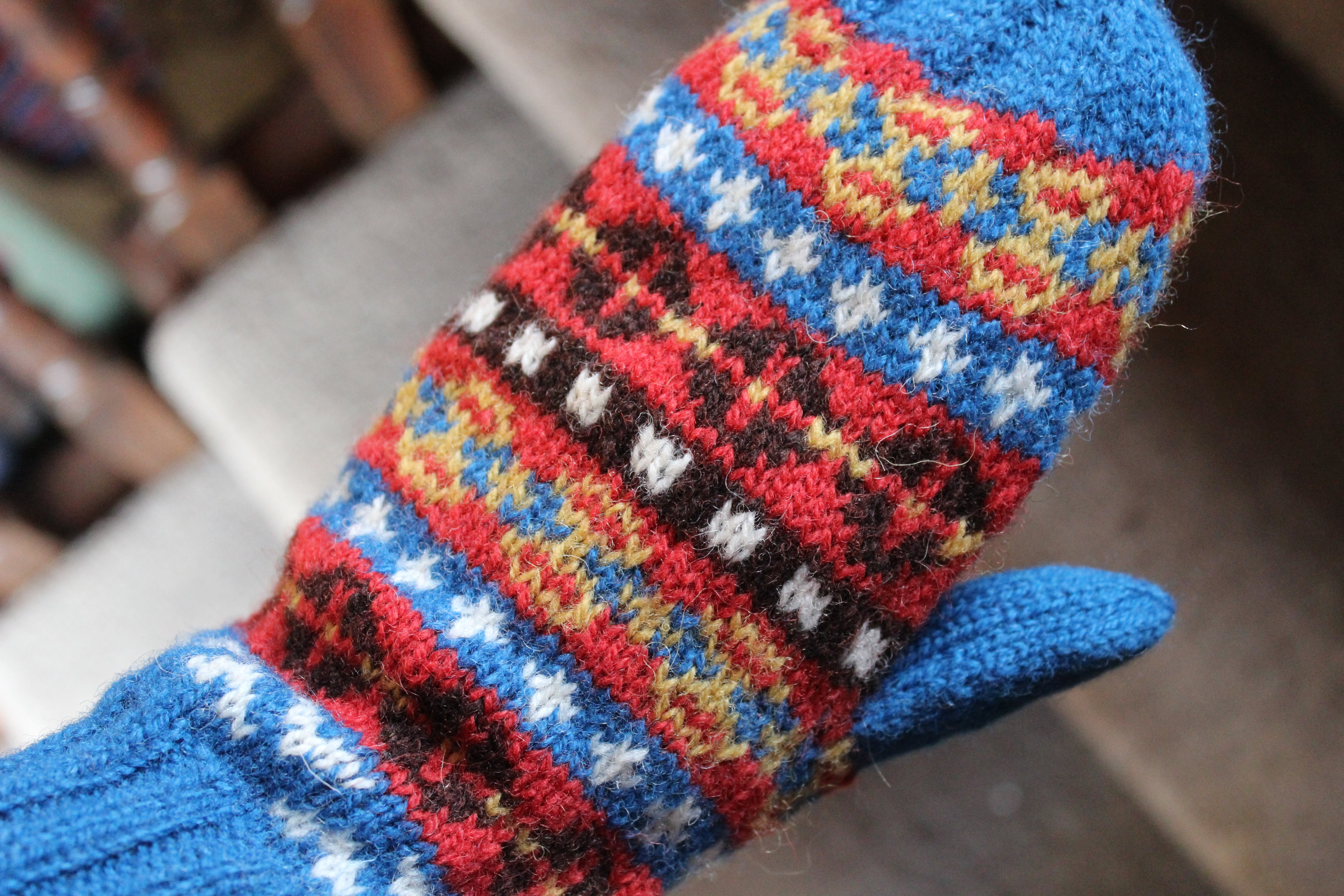 jamieson-smith-paper-patterns-weisdale-mittens-2-0-patron-moufles image 3
