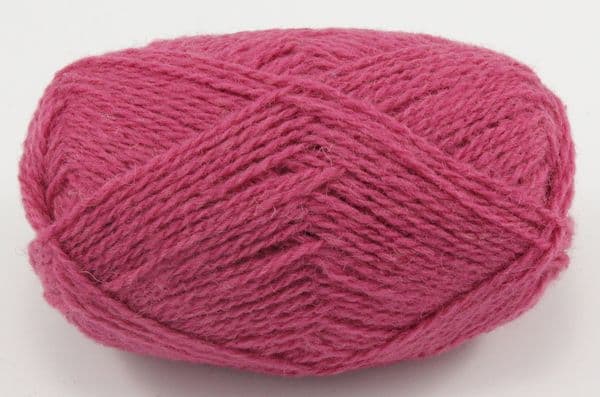 jamieson-s-of-shetland-double-knitting-575-lipstick-25g-laine image 2