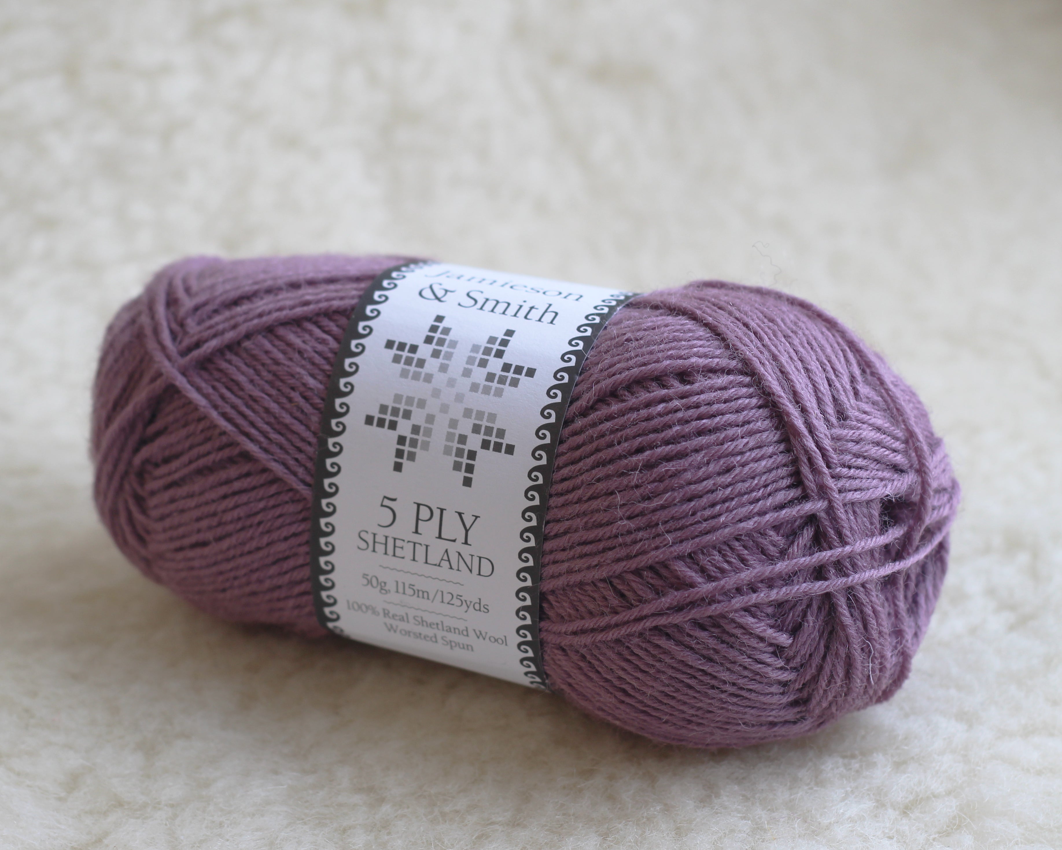 jamieson-smith-5ply-shetland-fil-tricoter-lavender-50g image 1