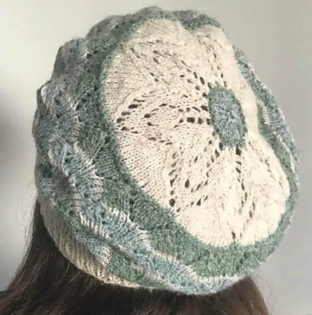 jamieson-s-daalamist-lace-hat-wilma-malcolmson-patron-bonnet-dentelle image 1