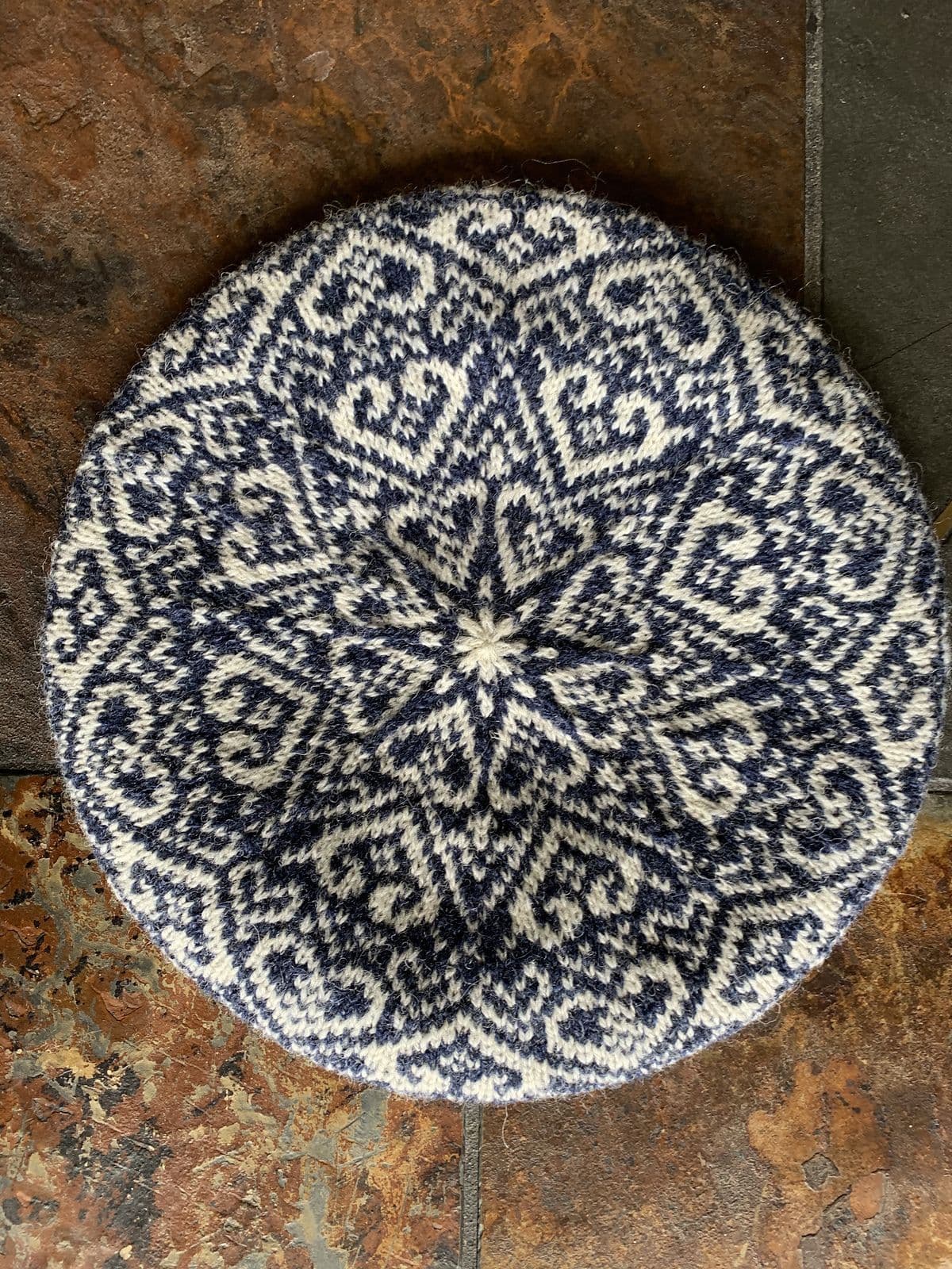 olach-designs-smooriken-beanie-tam-patron-tricot-mandy-moore image 2