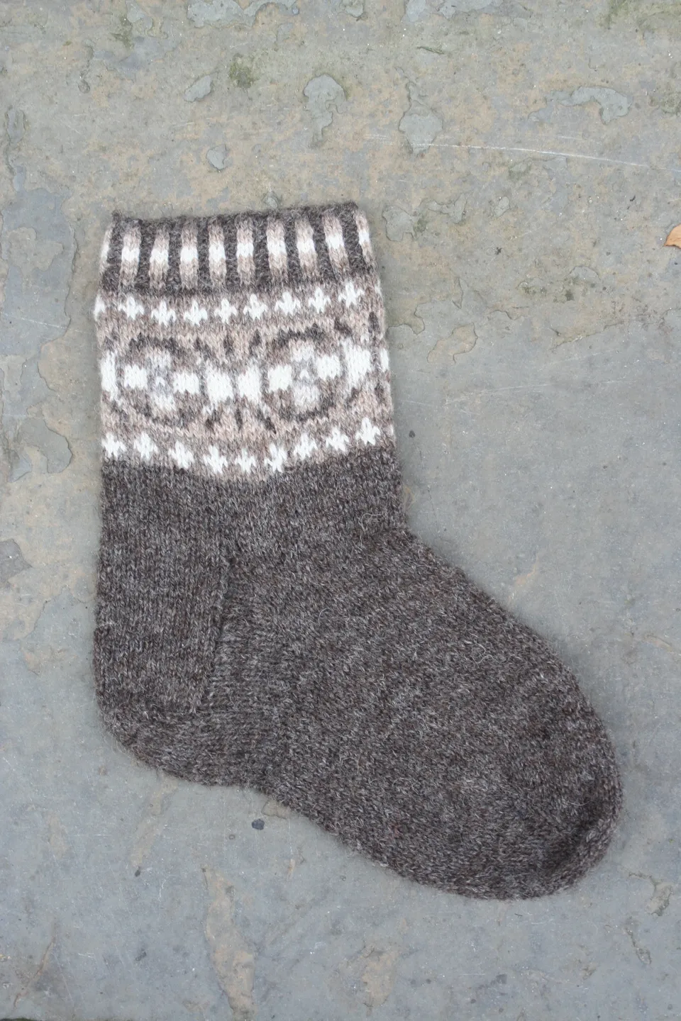jamieson-smith-yuglet-socks-patron-chaussettes-fair-isle image 1