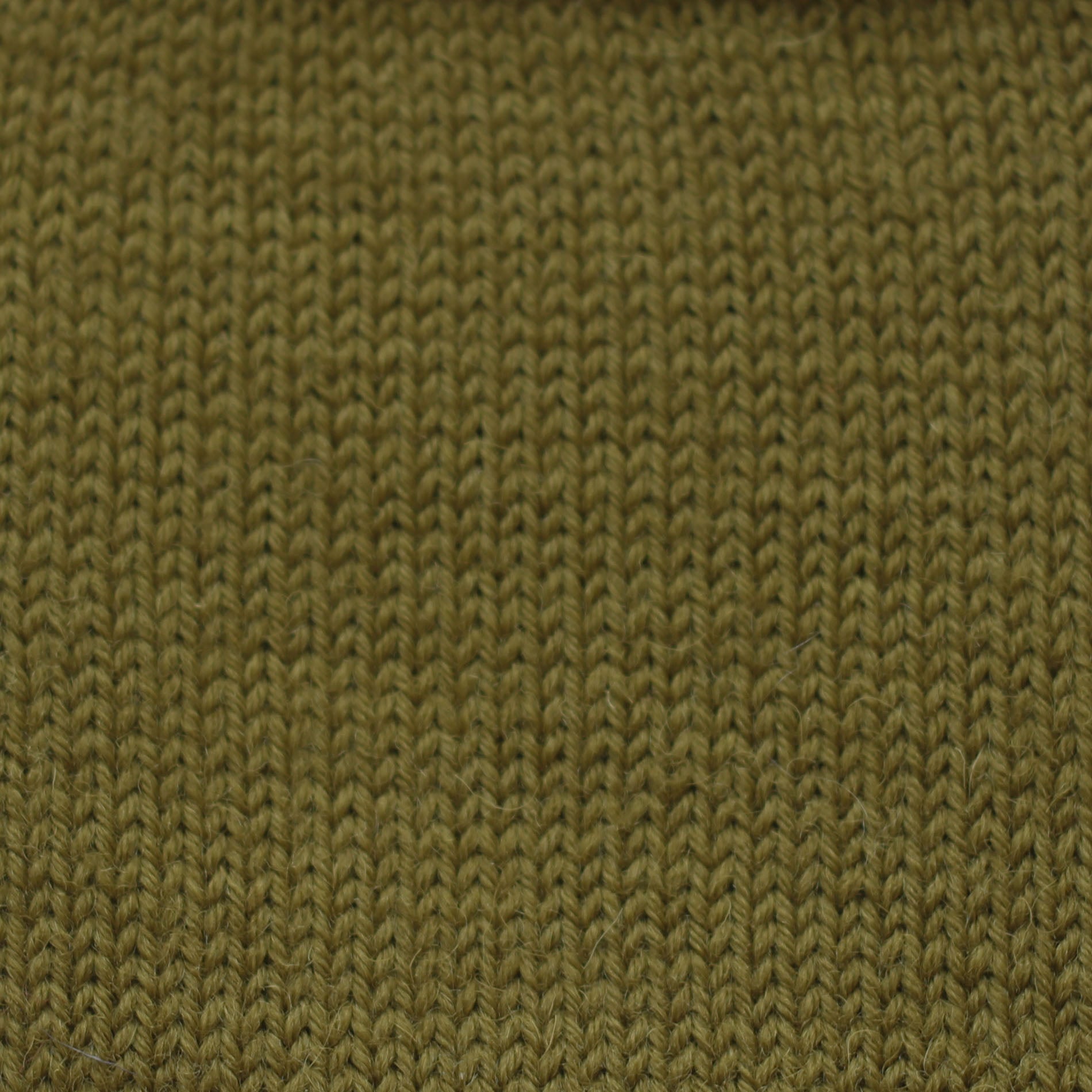 jamieson-smith-5ply-shetland-marsh-fil-sport-50g image 2