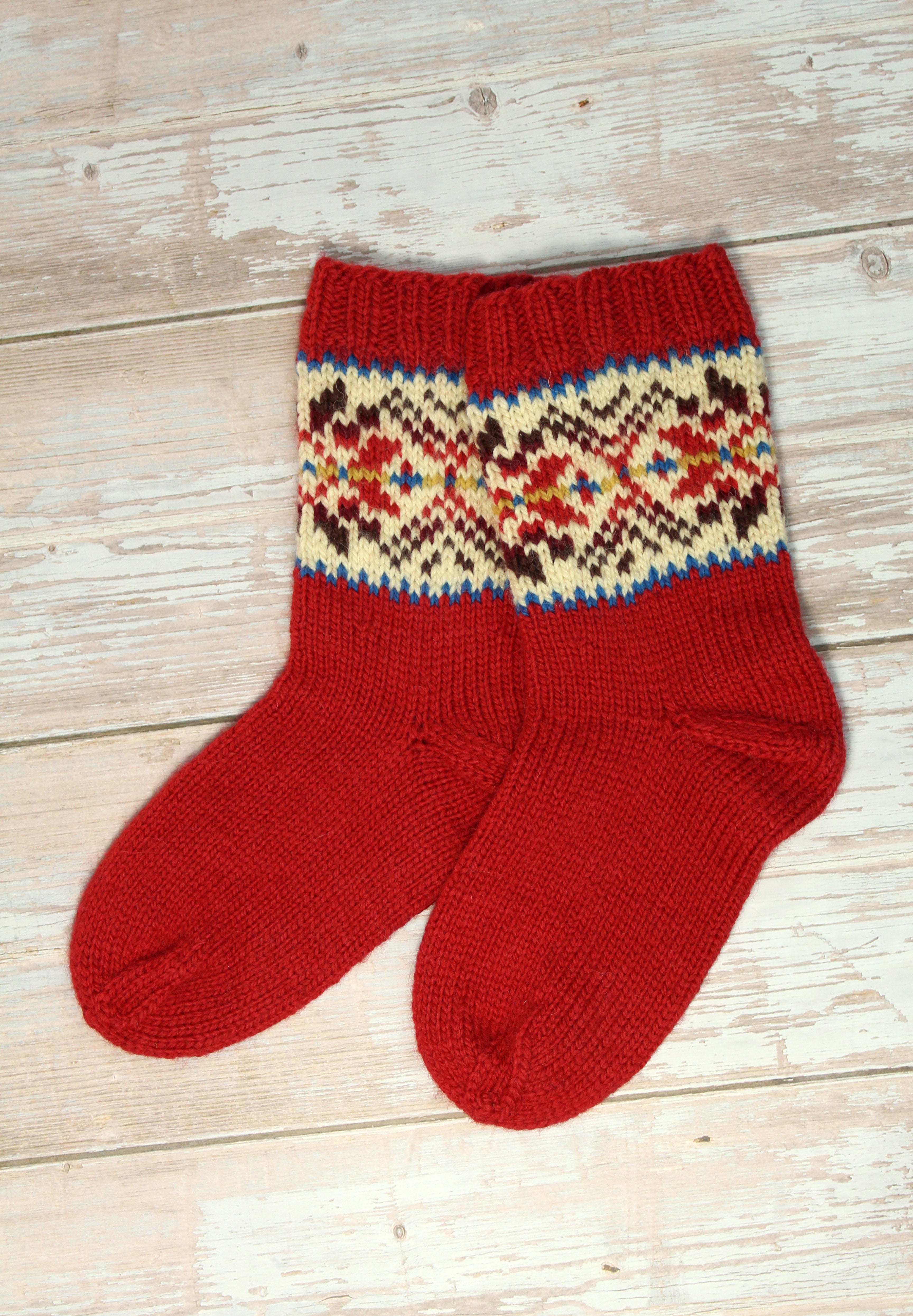 jamieson-smith-kits-madder-socks-kit-chaussettes-jacquard image 3